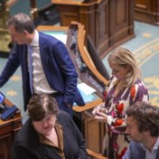 Ophef over whatsapp van kabinet-De Croo naar De Bleeker: ‘premier gaf expliciet akkoord voor begrotingsversie’