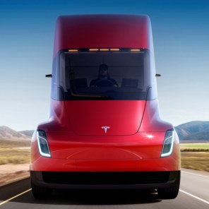 Tesla gaat eerste elektrische truck leveren