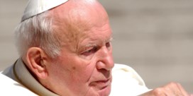 ‘Paus Johannes Paulus wist al veel eerder van kindermisbruik’