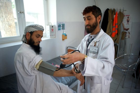 Artsen zonder Grenzen maakt komaf met ‘witte redder’