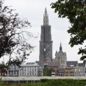 Fransman beklimt Antwerpse kathedraal: ‘Niet de bedoeling’