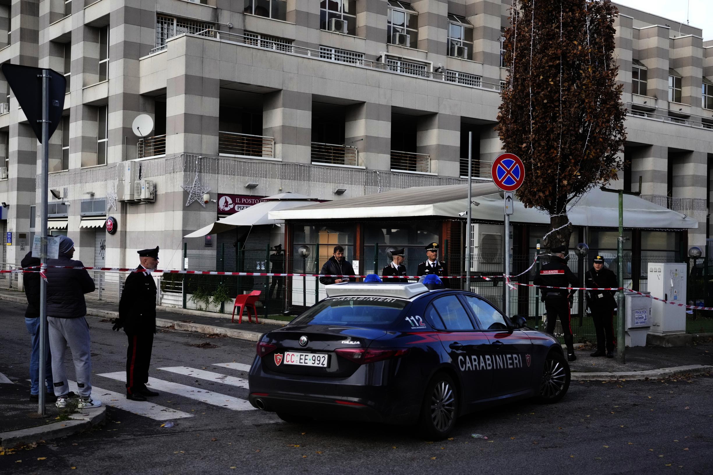 Un uomo ha ucciso tre donne a Roma, tra cui un’amica del presidente del Consiglio Meloni