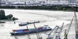Containerschip weggestuurd van Antwerpse haven na dreigtelefoon