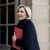 Le Pen laakt extremisme in brief aan premier
