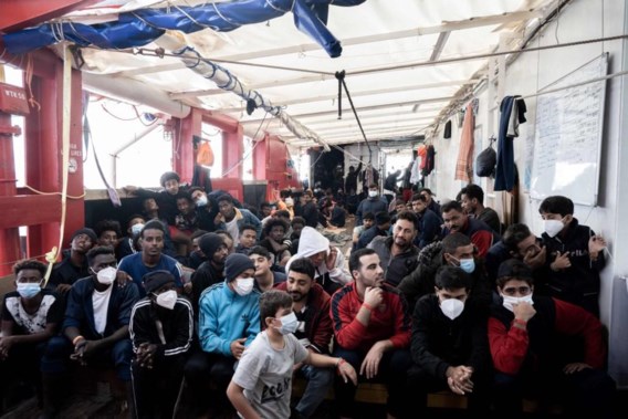 Italië legt strikte regels op aan reddingsoperaties op Middellandse Zee