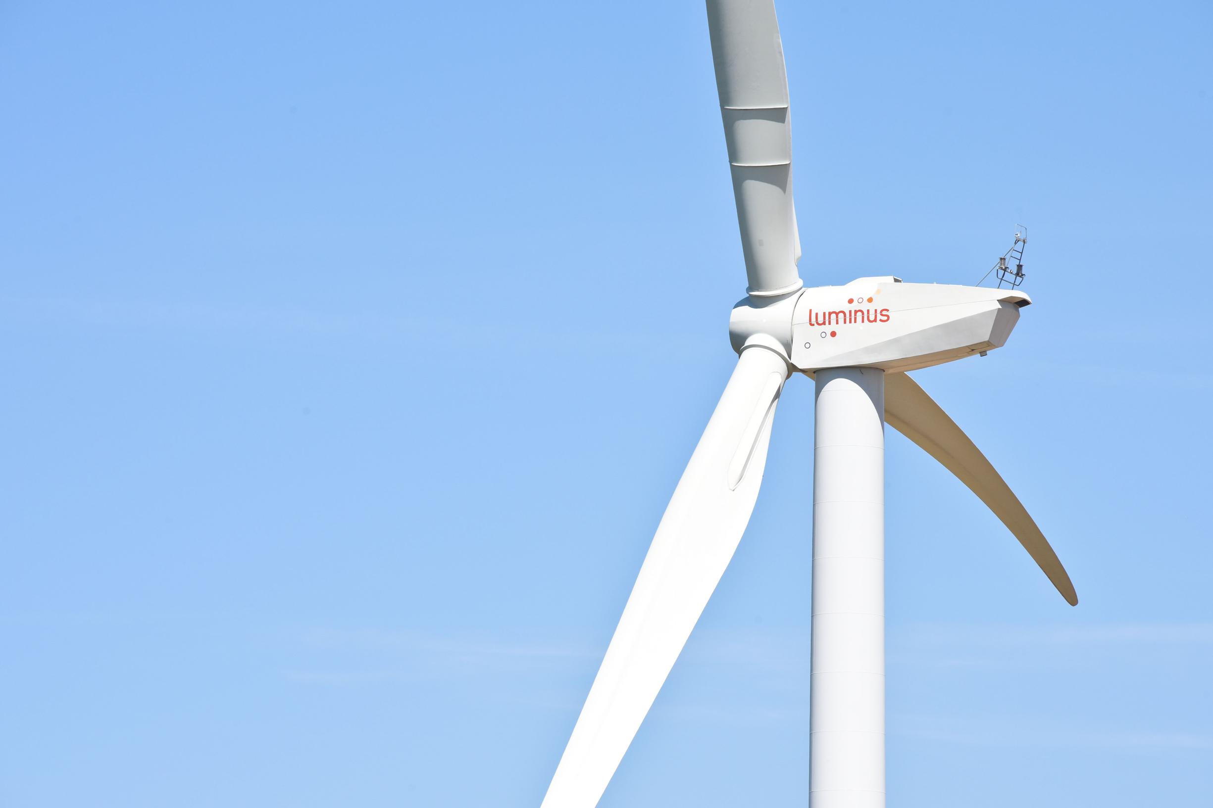 Luminus sets prices on the first fixed power contract
