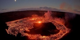 Timelapse toont hoe vulkaankrater zich opvult met lava in Hawaï