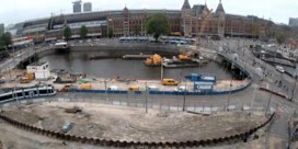 Timelapse: zo bouwt Amsterdam vier jaar lang aan enorme fietsenstalling onder water