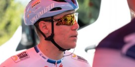Remco Evenepoel helpt Fabio Jakobsen aan ritwinst in Ronde van San Juan