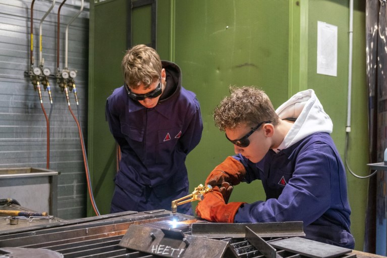 Een Vlaams-Nederlands vraagstuk: hoe pimp je het imago van het beroepsonderwijs?