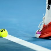 Australian Open houdt vast aan ‘pluizenballen’ ondanks enorme kritiek