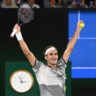 In het tennis winnen de  allerbesten, zoals Roger Federer,  meer punten dan ze er verliezen. Hoe zit dat op de beurs?