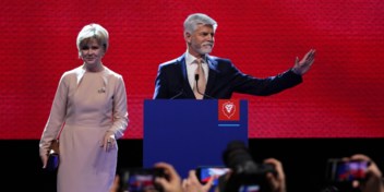 Oud-Navo-generaal Pavel klopt populistische Babis in Tsjechische presidentsverkiezingen