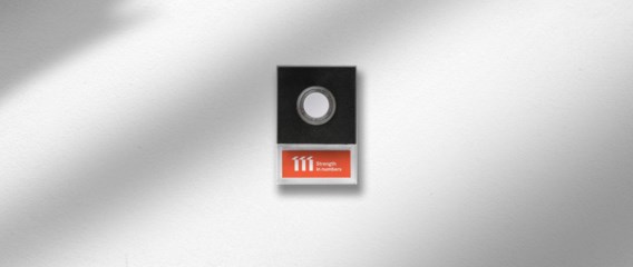 11.11.11 heeft nieuw logo en heeft genoeg van liefdadigheid