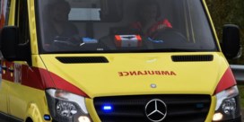 Vrouw in kritieke toestand na brand in kraakpand in Schaarbeek