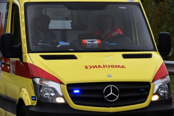 Vrouw in kritieke toestand na brand in kraakpand in Schaarbeek