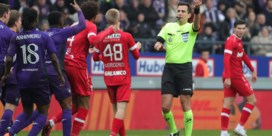 Twee rode kaarten, maar geen doelpunten in Anderlecht-Antwerp