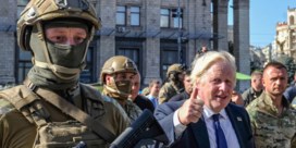 Boris Johnson zegt dat Poetin hem bedreigde voor inval in Oekraïne