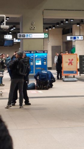 Man die mesaanval pleegde in Schumanstation aangehouden voor moordpoging