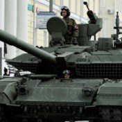 De Russische tanks die het zullen moeten opnemen tegen hun westerse tegenhangers