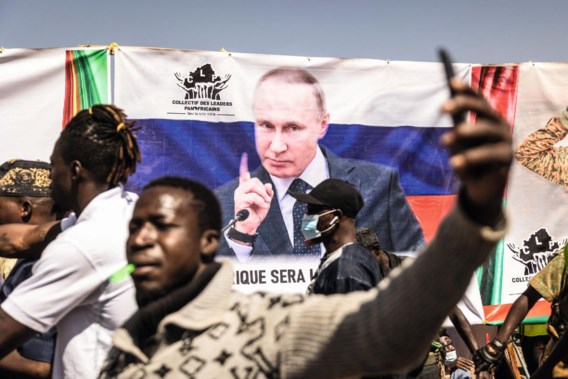 Belgische stalinist leidt Russische desinformatiecampagne in Afrika