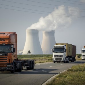 Regeringstop wil oudste kernreactoren enkele jaren langer open