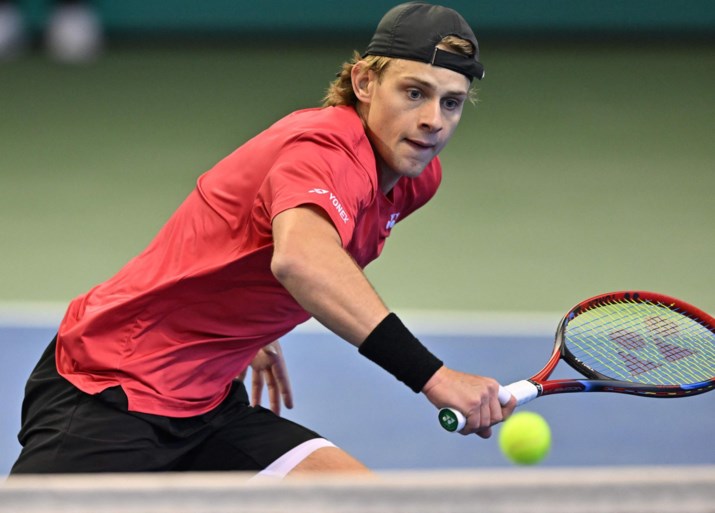 Uitstekende start in Davis Cup: Bergs overleeft nagelbijter, Goffin wint met gemak