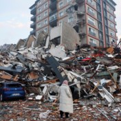 Live aardbeving | Al 5.400 doden geteld in Turkije en Syrië