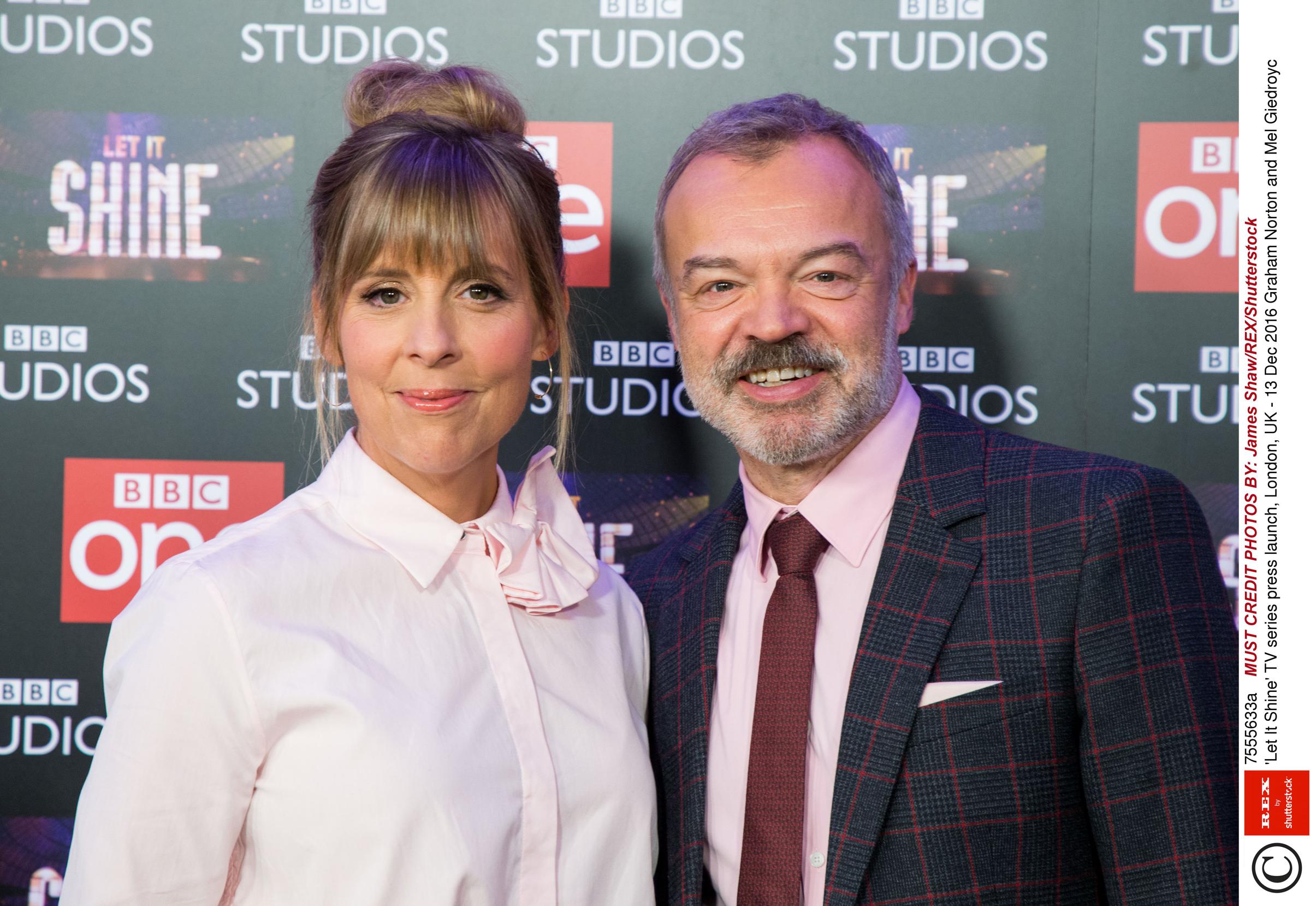 Graham Norton presenteert finale Eurovisiesongfestival De Standaard Mobile foto