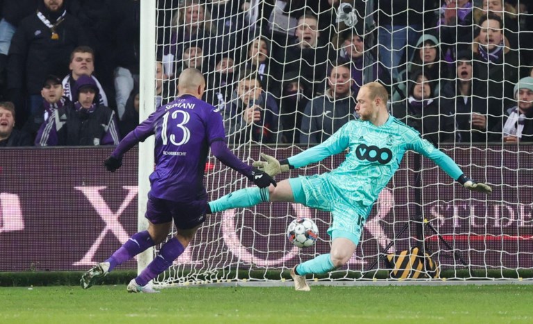 Anderlecht en Standard delen de punten in felbevochten Clasico