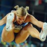 Dobrynska springt, rent en stoot zichzelf in 2012 in Istanbul naar het  wereldrecord op de vijfkamp. Enkele weken later zal ze haar  man verliezen.