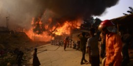 In beeld | Brand vernietigt deel ‘grootste vluchtelingenkamp ter wereld’