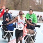 Bashir Abdi verpulvert Belgisch record op halve marathon: ‘En ik kan nóg sneller’