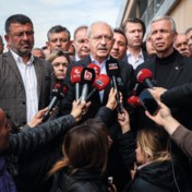 Turkse oppositie voert ‘schaamteloos’ campagne tussen het puin