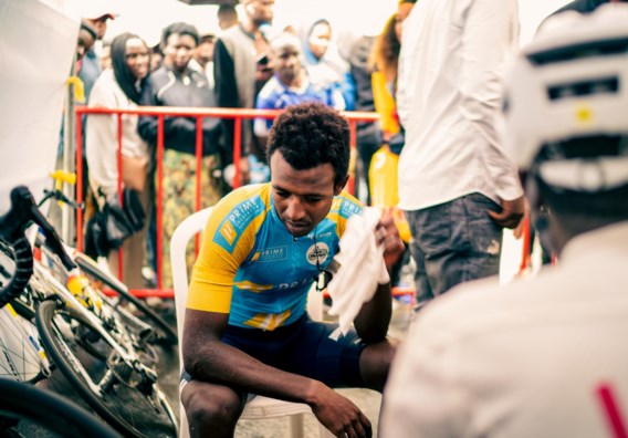 Biniam Girmay, de Eritrese wielerheld: ‘Niemand was in hem geïnteresseerd. Hij botste op een muur’