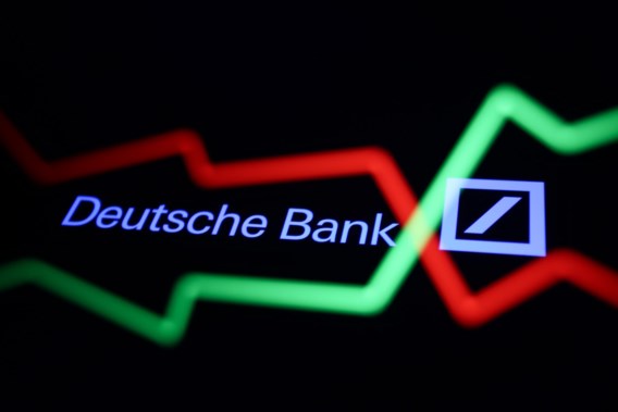Koersval Deutsche Bank zet iedereen op scherp