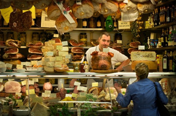 Italië bant als eerste EU-land kweekvlees om ‘traditie en cultuur te beschermen’