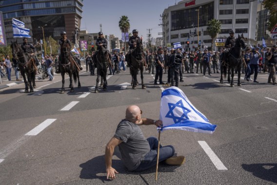Biden waarschuwt Netanyahu: ‘Israël kan zo niet verder’