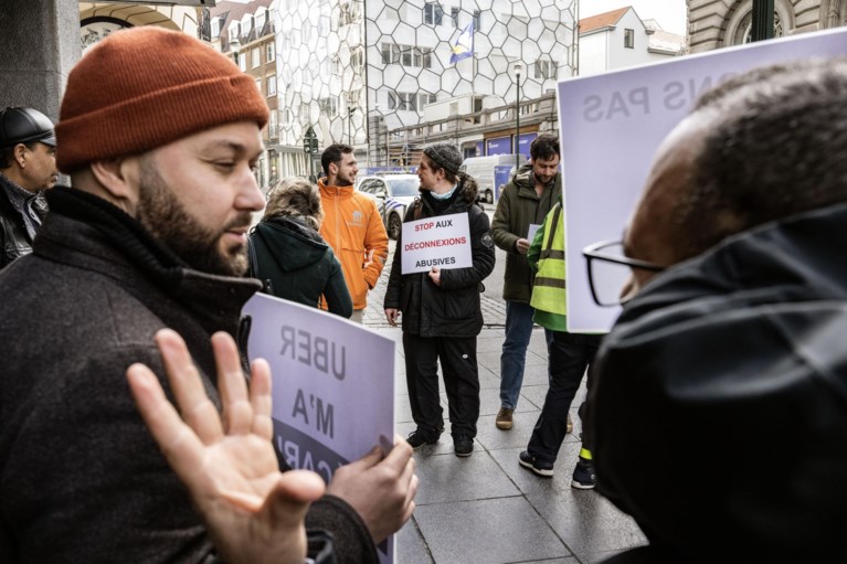 Pascal Smet: ‘Geen cadeaus van Uber gekregen, wel bedreigingen van traditionele taxisector’
