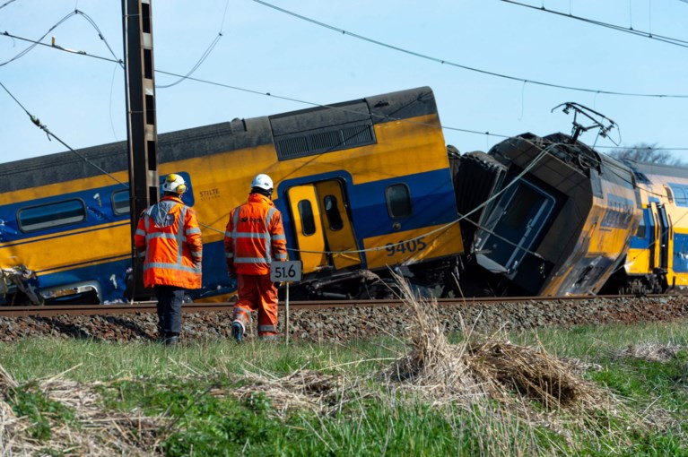 Three train collision victims in the Netherlands are in intensive care, the fatal victim is a crane driver