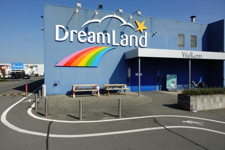 Weg met royale pensioenregeling en tot 192 jobs in gevaar bij Dreamland en Dreambaby