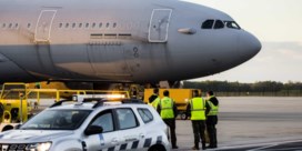 Twee vliegtuigen met honderden geëvacueerden uit Soedan geland in Eindhoven en Parijs, ook Belgen aan boord