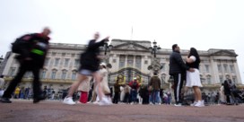 Man gearresteerd na incident bij Buckingham Palace, politie bevestigt gecontroleerde explosie