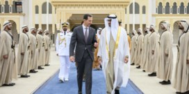 Assad keert langs grote poort terug op wereldtoneel
