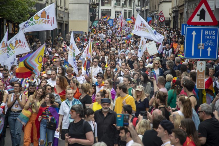 Premier De Croo op Brussels Pride: ‘Liefde wint, altijd’