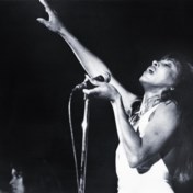 Waarom bewegen klassieke muzikanten niet wat meer zoals Tina Turner deed?