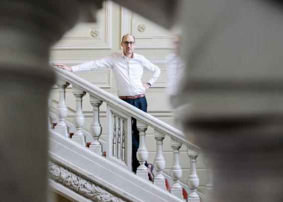 ‘We moeten koterijen durven afbreken. Ik wil 70 codes schrappen’