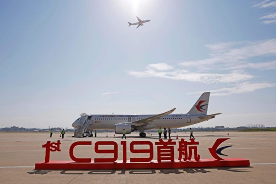 “China’s C919 passenger aircraft makes successful maiden flight”