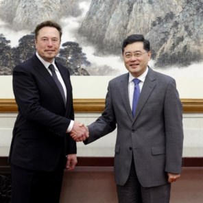 China vertroetelt Elon Musk
