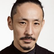 Japanse modeontwerper Satoshi Kuwata wint prestigieuze LVMH-prijs